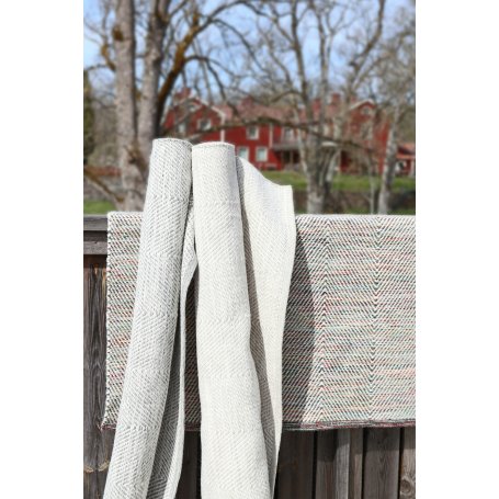 Salem villamatto, eri värejä